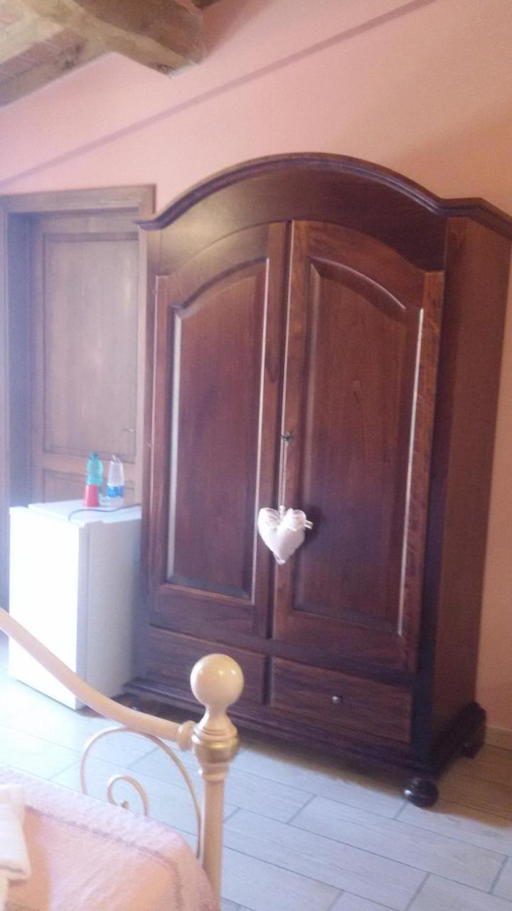 Le Camere Di Nonna Mara モンテスクダイオ エクステリア 写真